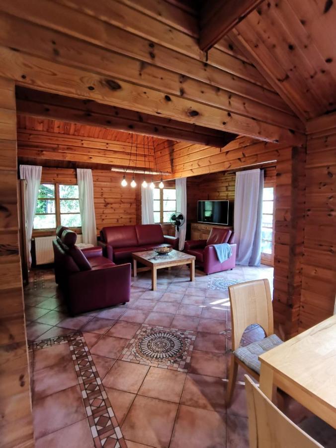 Blockhaus Am Twistesee Mit 3 Schlafzimmern Bad Arolsen Eksteriør billede